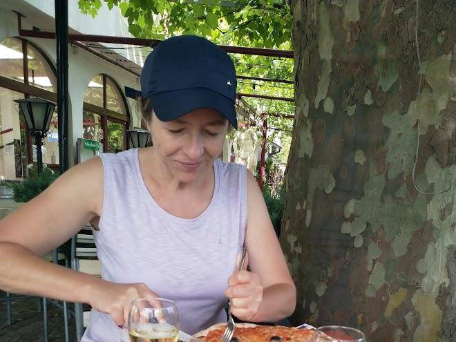 Pizzeria pazza