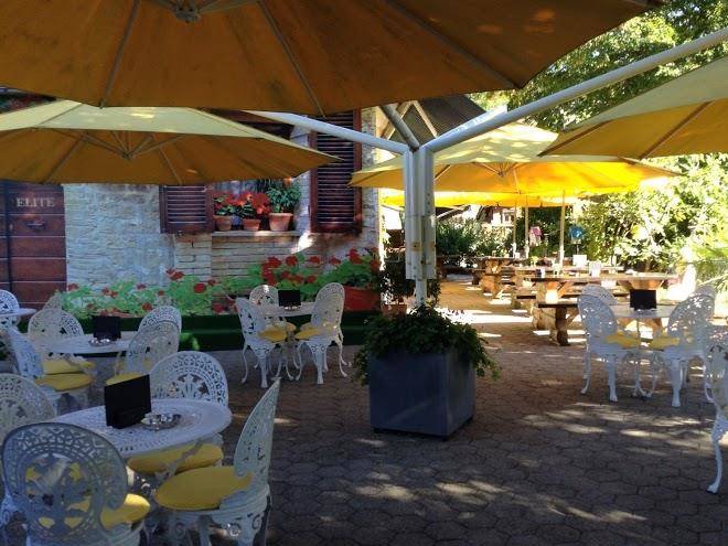 Elite restaurant