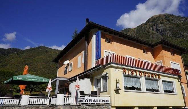 Ristorante Albergo Pizzeria Arcobaleno Di Sassella Edy Image