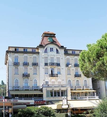 Hotel Victoria Au Lac Image