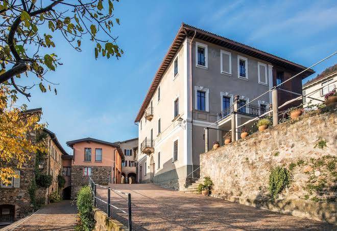 Relais Castello Di Morcote Image