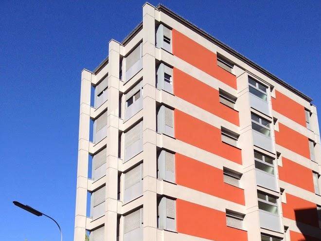 Residence tell