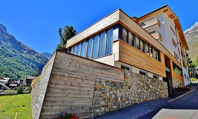 Elite alpine lodge