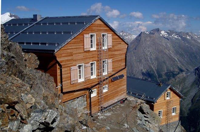 Mischabelhutten aacz