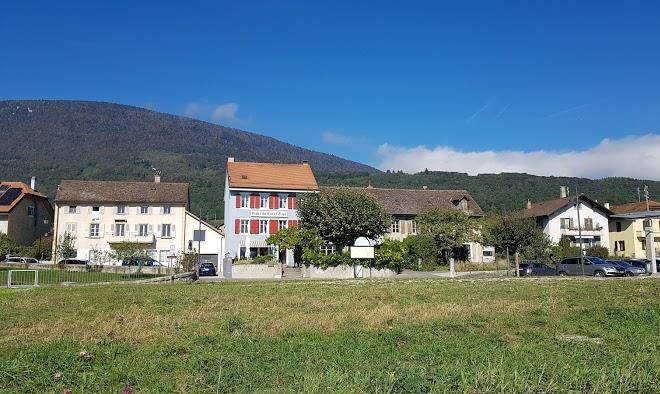 Hotel du lac et gare