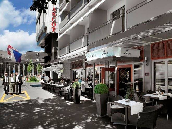 Restaurant ascot