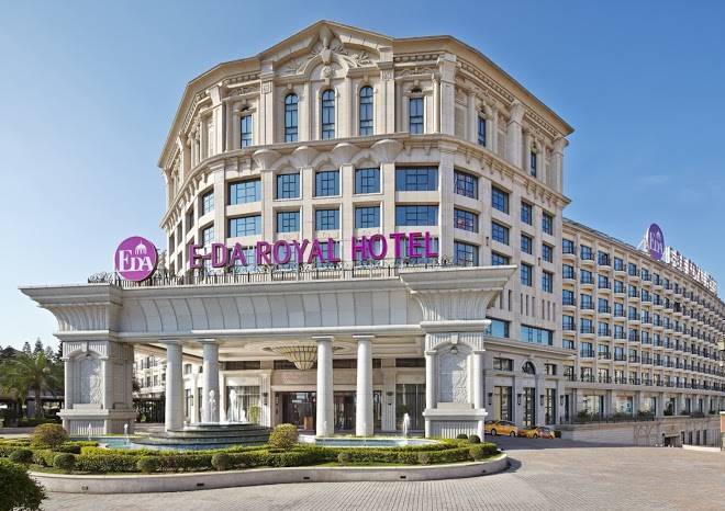 E da royal hotel