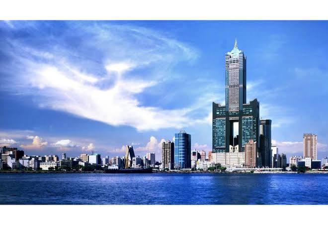85 sky city hotel