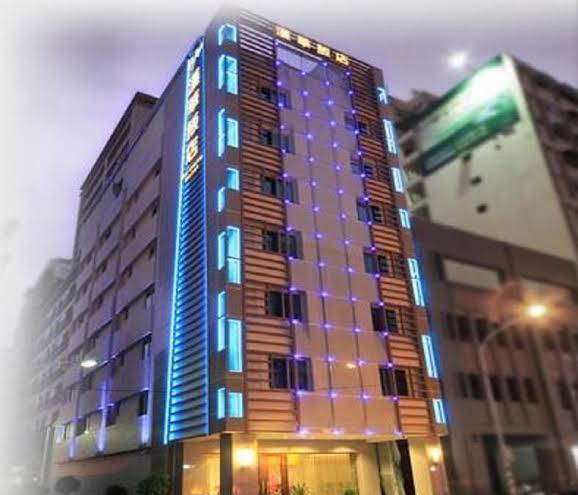 Harmony hotel