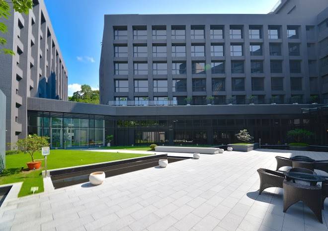 Platinum Hotel Image