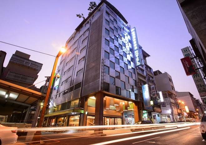 Kiwi express hotel successful shop