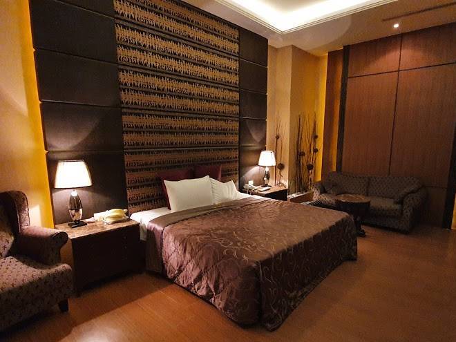 Armani motel