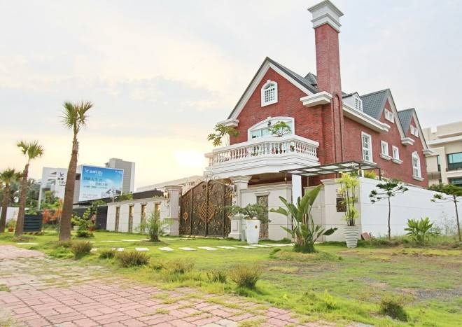 Tainan bay castle
