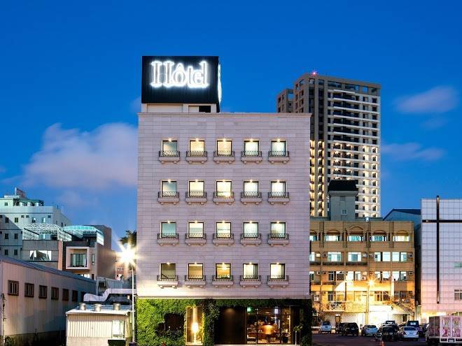 Hotel De L'eau Image