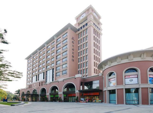 Zenda suites