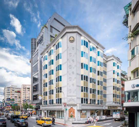 Royal palace hotel