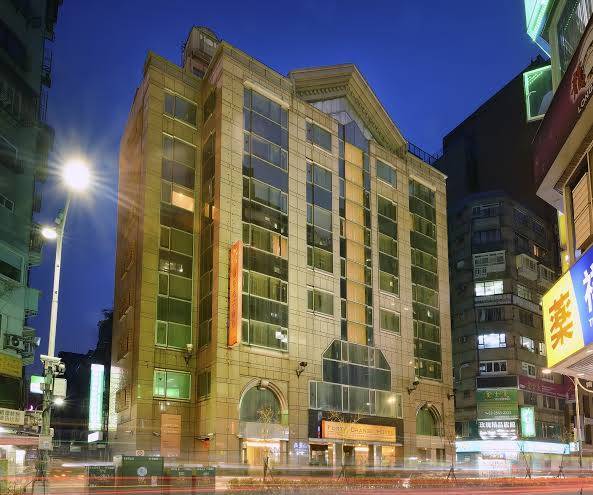 Orange hotel taipei linsen