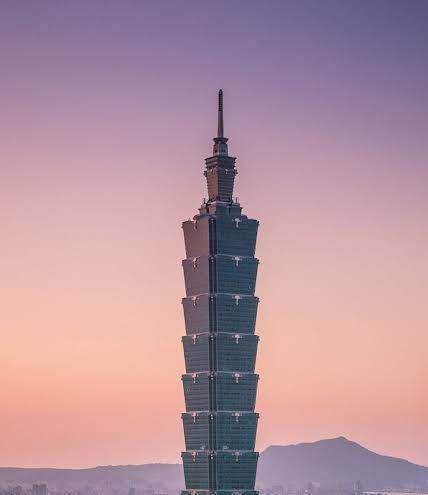 The Moon Hotel Image