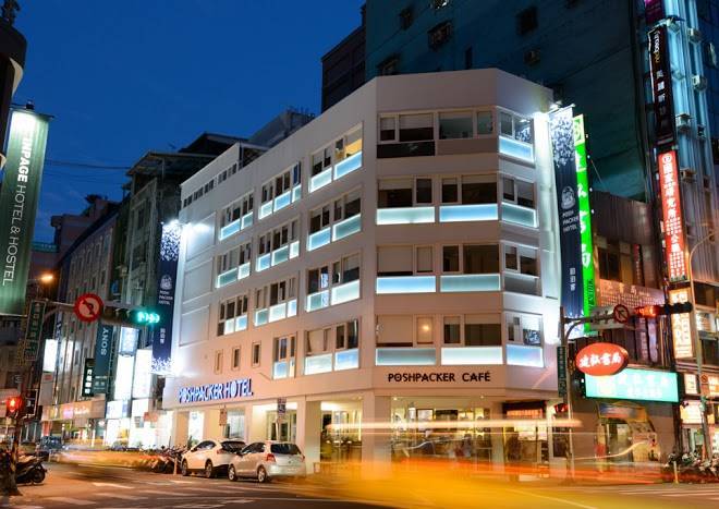 Poshpacker hotel