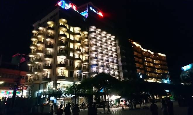 Honeymoon Hotel Image