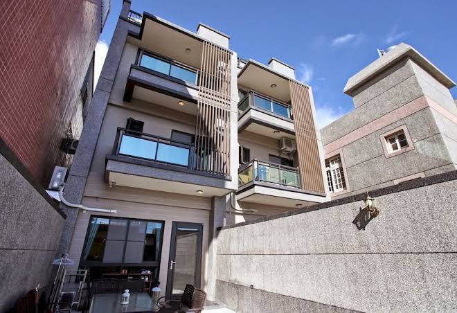 Plentiful Inn Kenting Image