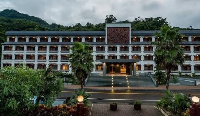Dong tair spa hotel