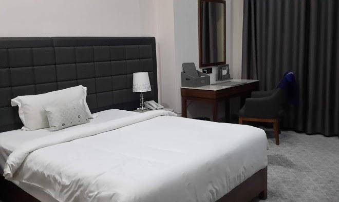 Parliament palace hotel