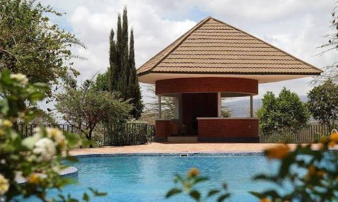 Enyati lodge