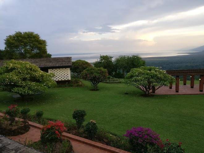 Lake manyara hotel