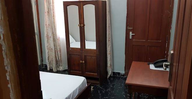 New Happy Hotel Image