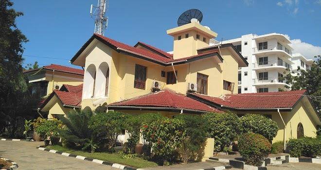 Picolo beach hotel
