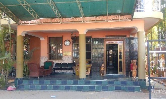 Dear mama hotel