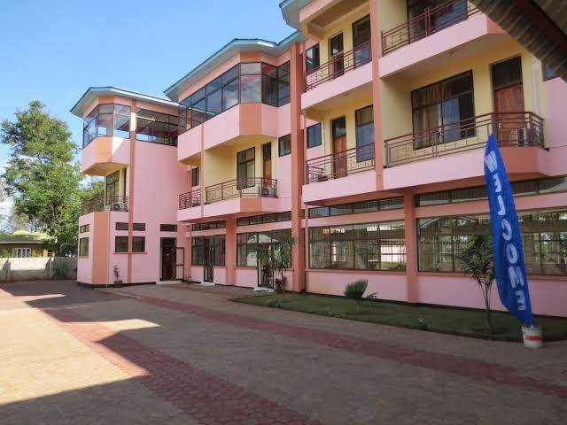 Stella maris executive lodge