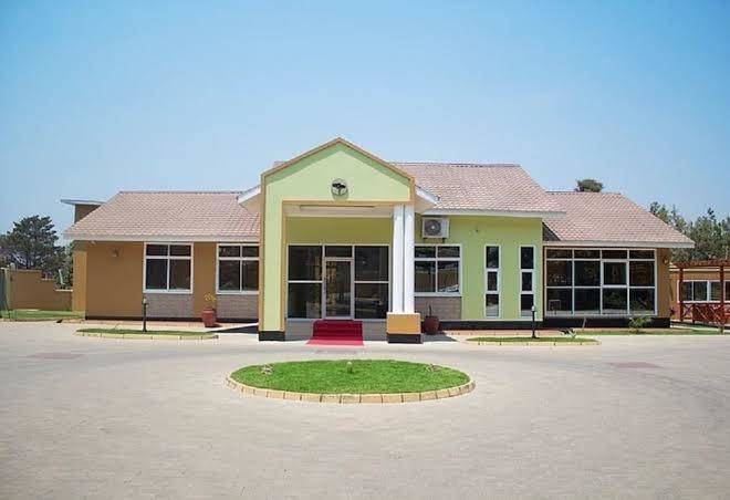 Hotel Desderia Image