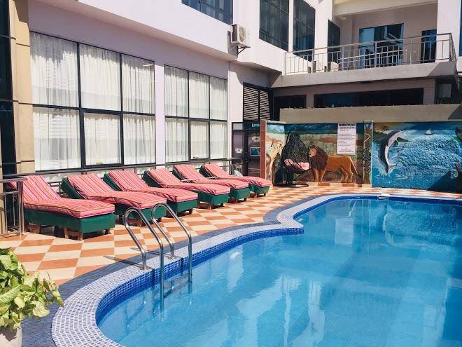 Adden palace hotel