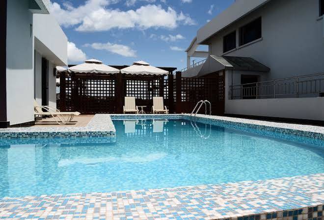 Gold crest hotel