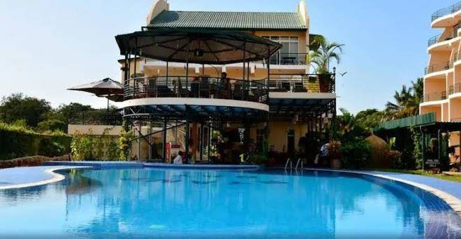 Ryan's bay hotel