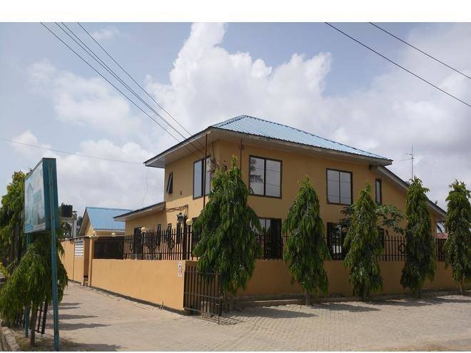 Hotel tanamera