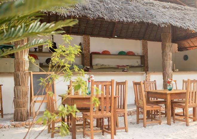 Crim wind restaurant & hotel