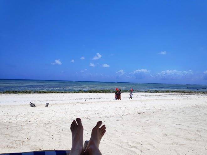Dongwe beach bungalows