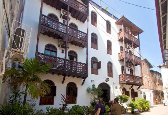 Asmini palace hotel
