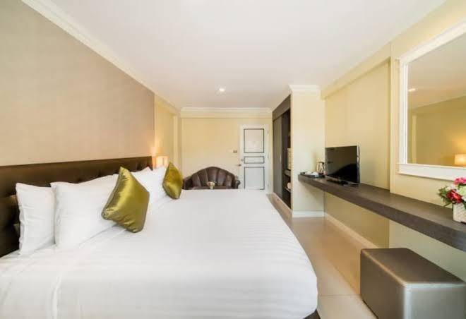Niran grand hotel