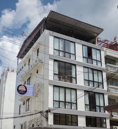Le bonheur poshtel