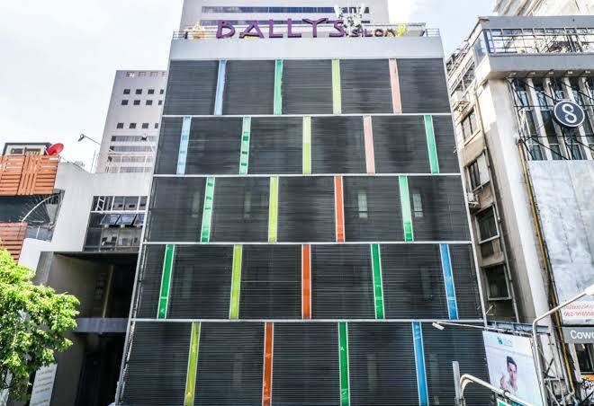 Bally suite silom