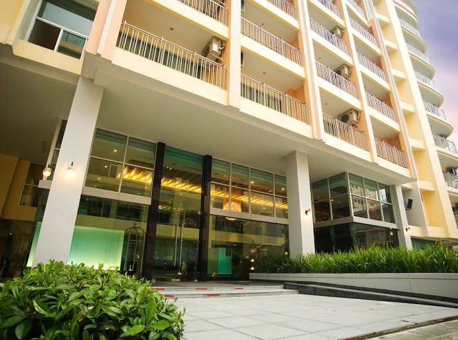 Golden pearl hotel