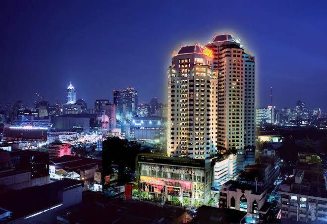Grand diamond suites hotel