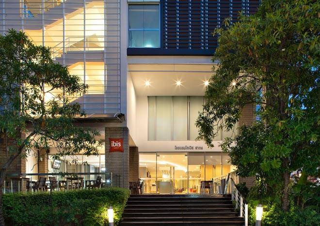 Ibis bangkok sathorn