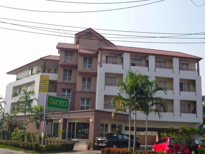 Thanapa place