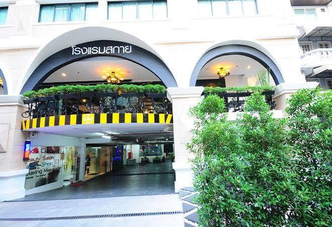 Aspira skyy sukhumvit soi 1