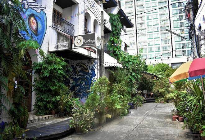 Bodega bangkok social hostel